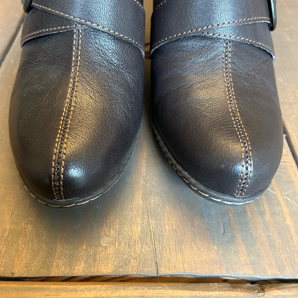 Boc Clogs Womens 9 Brown Leather Faux Fur Lined Heeled Mules Buckle Boho… - Picture 2 of 11